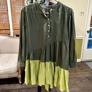 Maeve for Anthropologie Two-Tone Green Button-Up Dress - size M Petite